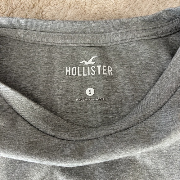 Hollister Gray Crewneck Tee with White Logo - Picture 3 of 3
